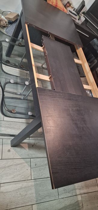 Mesa de jantar extensível
