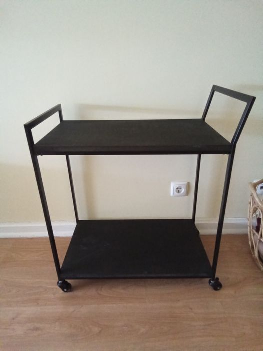 Carrinho Preto com 2. Andares