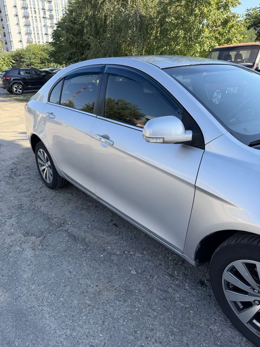 Продам Geely Emgrand 7