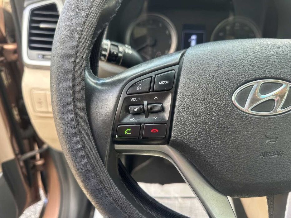 Hyundai Tucson      2015