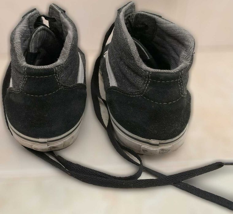 Ténis-Bota Vans Unissexo, Preto e Branco