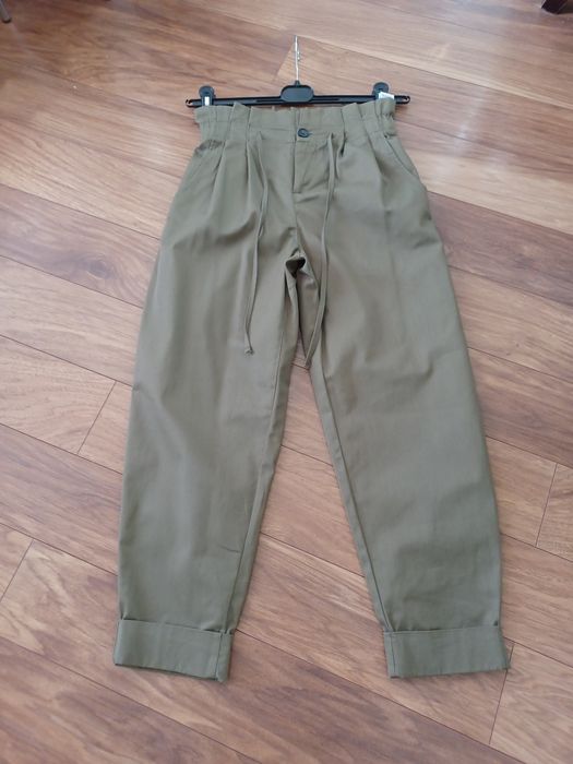 Cudne spodnie Bershka