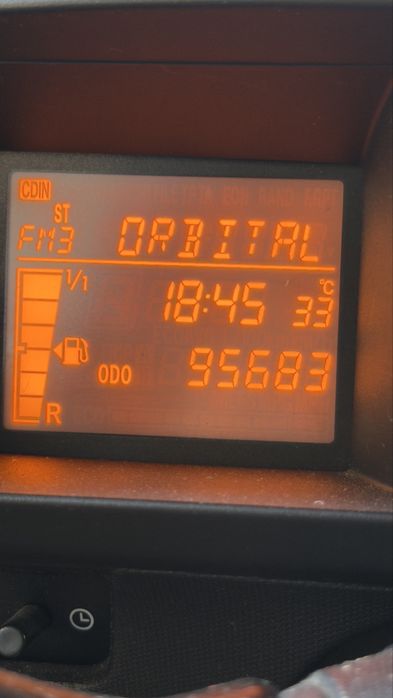 Toyota iQ 1.0 2009 | 96.000 km | 4 Lugares | AC