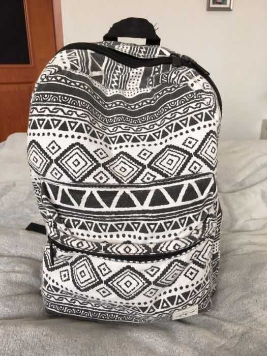 Plecak azteckie wzory marki Spiral, pojemny