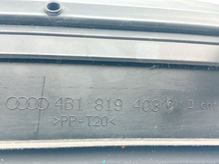 Torpedo AUDI A6 Avant (4B5, C5)