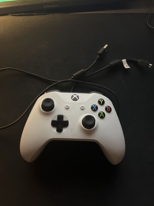 Kontoler bialy do Xbox One