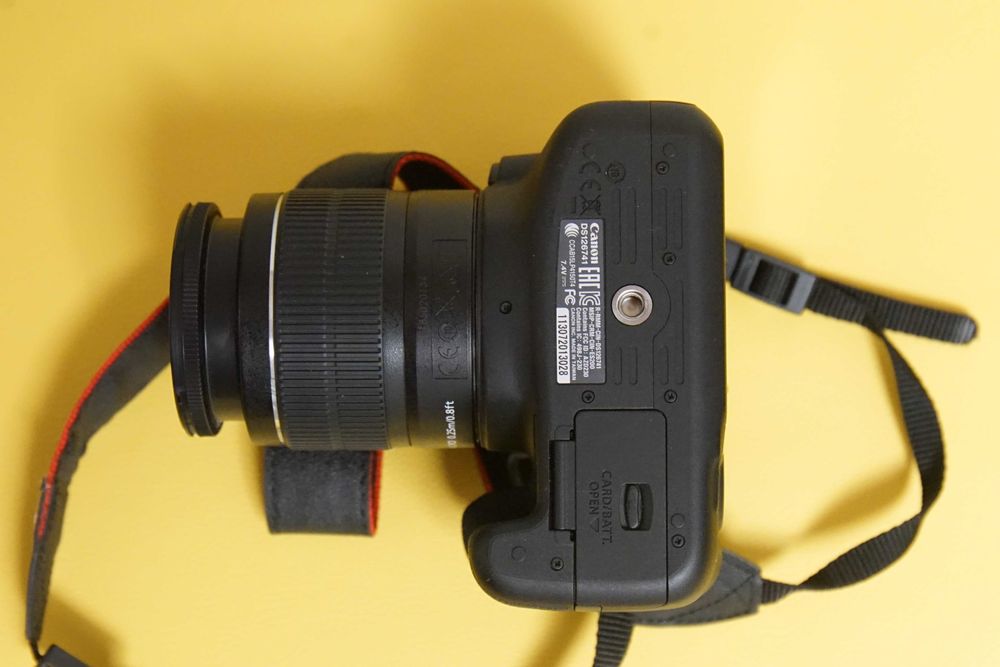 Canon 2000D + 18-55 IS! TYLKO 1,5k zdjęć! Jak Nowy!