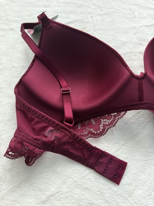 Бюстгальтер без кісточки 75С/D Hunkemoller