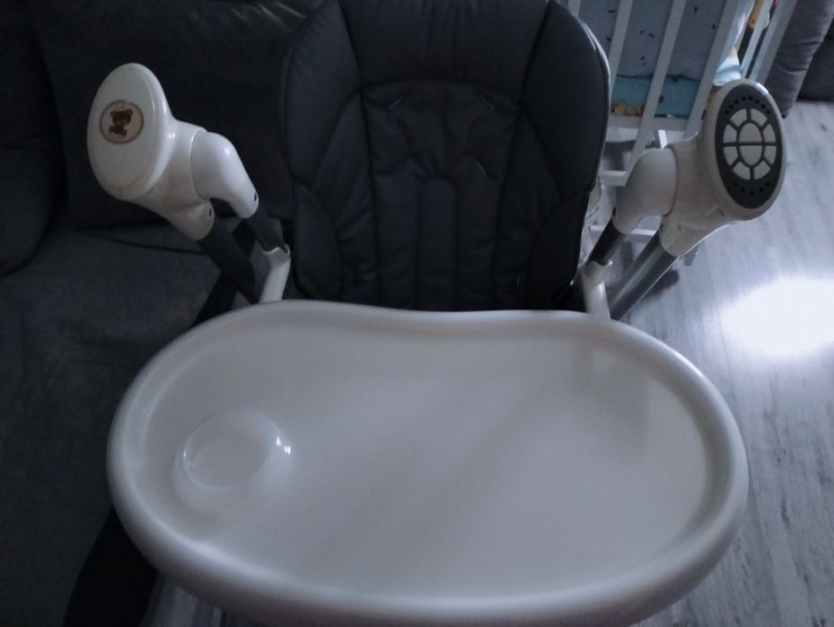 Стільчик для годування, гойдалка Lionelo