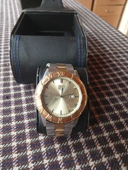 Продаю мужские наручные часы выпущенные к 50 летию компании Amway.