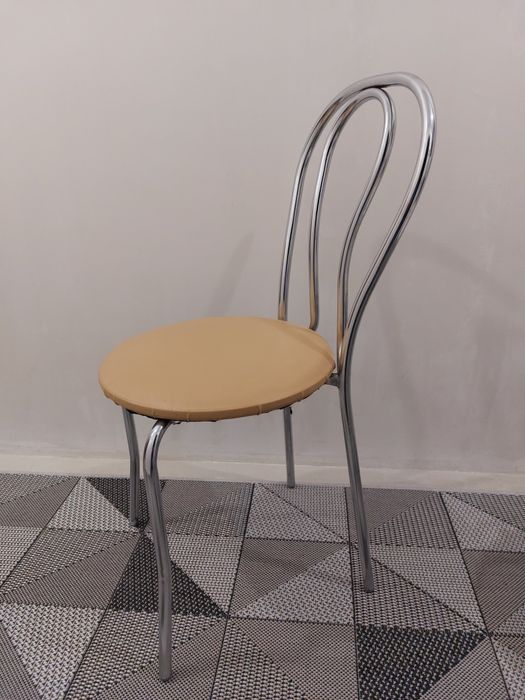 Стулья кухонные в идеальном состоянии