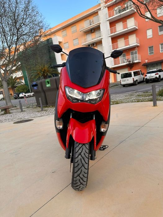 Yamaha Nmax 125   15 mil km's