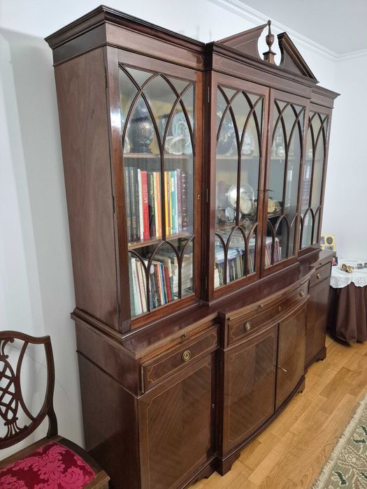 Móveis de Sala / Louceira Estilo D. Maria - Bom estado