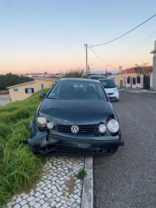Polo Volkswagen acidentado
