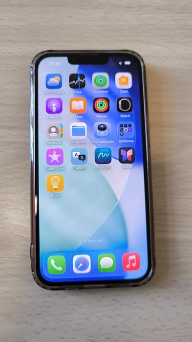 Iphone 13 vermelho