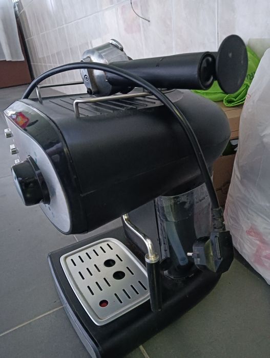 Máquina café marca KUBO