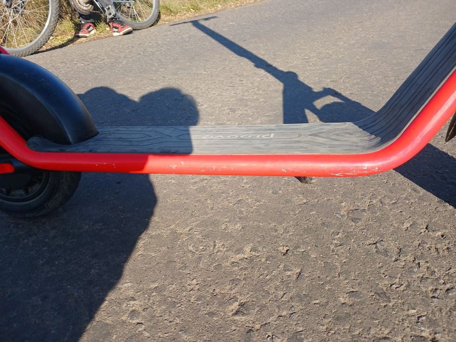 Електросамокат Proove Model Urban App 450W