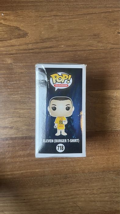 pop figure eleven burger t-shirt  718 stranger tgibgs