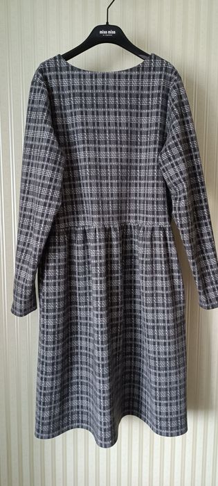 Тепла стильна сукня