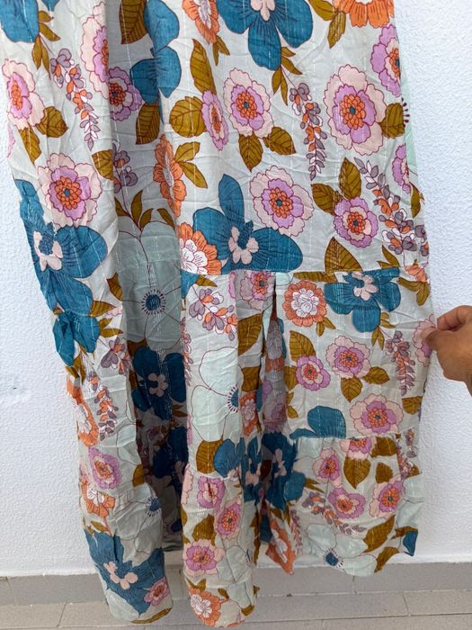 Vestido Floral Mulher