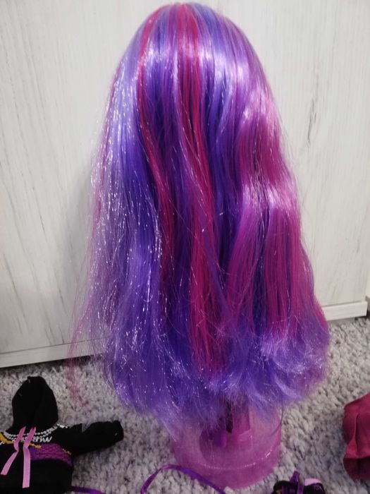 Rainbow high Emi Vanda