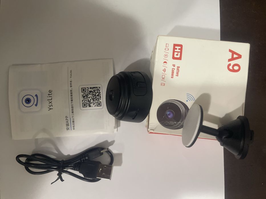 Міні камера (HD) з аудіозаписом та нічним режимом.