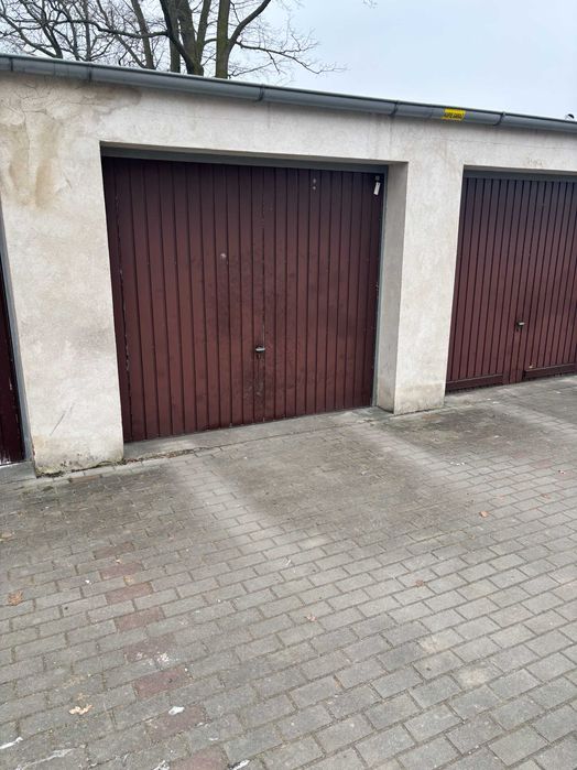 SPRZEDAM zadbany GARAŻ murowany 16m2 -prąd; Kluczbork OSSOWSKIEGO