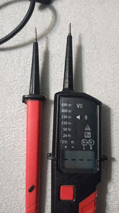 Tester Napięcia z Wyświetlaczem LED  LCD  690V  AC/DC IP64