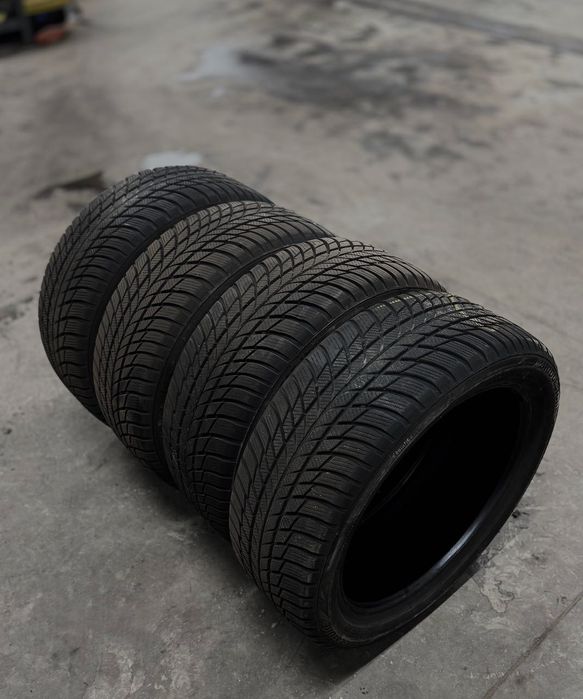 Opony zimowe BRIDGESTONE 225/45 R18 - 2023 ROK - WYSOKI BIEŻNIK