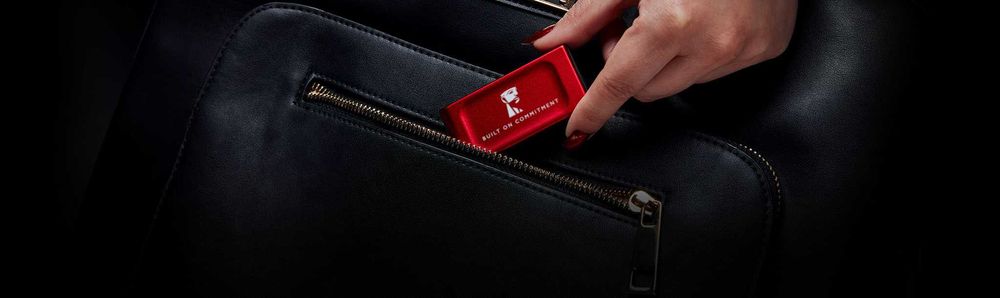 Зовнішній SSD-накопичувач Kingston XS1000 2TB Red (SXS1000R/2000GA)