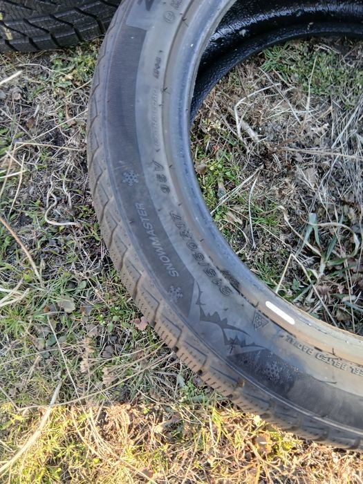 Sprzedam opony zimowe