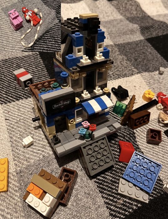 Цена за лот Lego