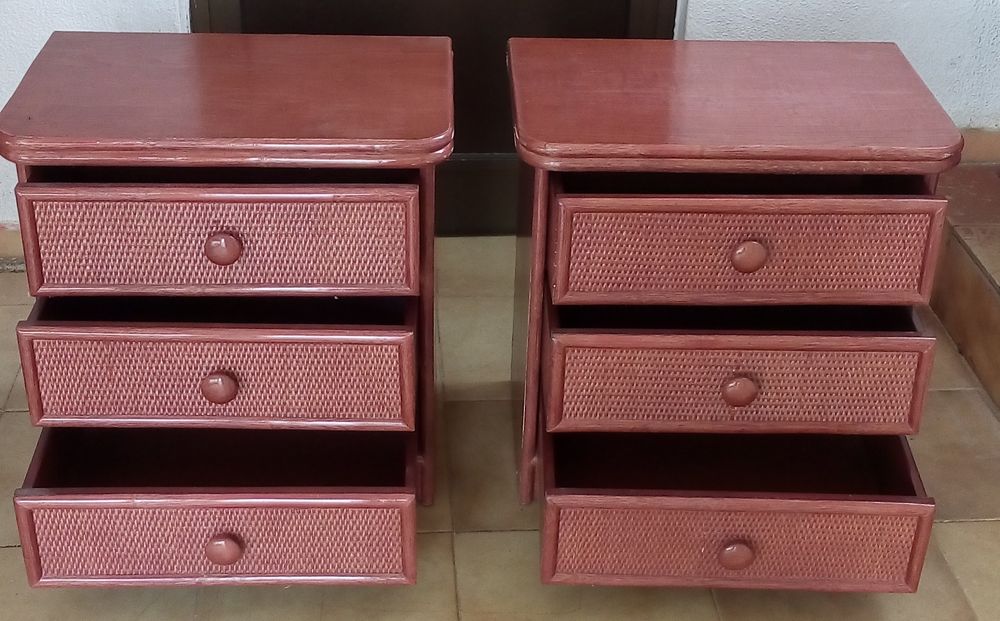 2 Mesinhas Cabeceiras