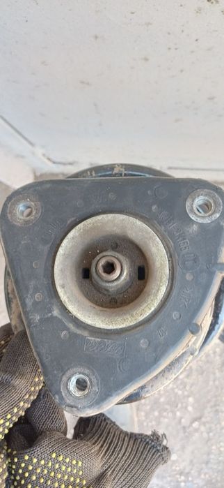 Продам стойку форд фокус