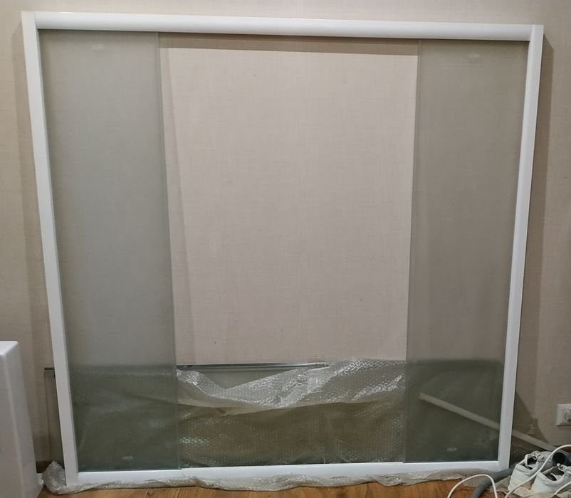 Шторка для ванної