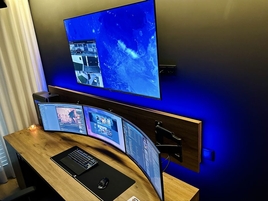 Triple Setup Gaming 3x monitor AOC 27" Curvo 2K 144Hz (CQ27G2U)