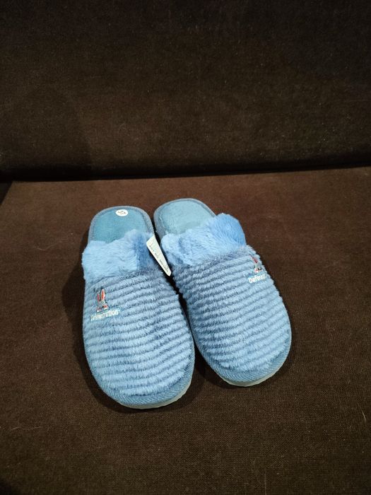 40/41 damskie kapcie nowe