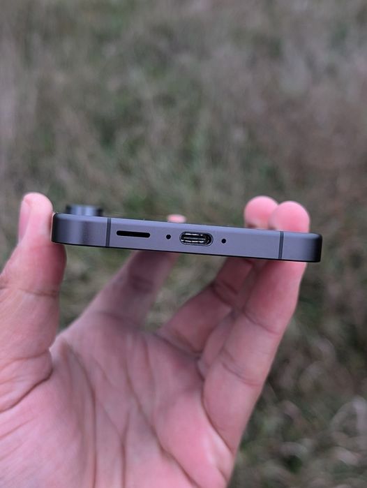 Samsung s24 fe (8/256 официальная глобальная версия как новый камерафо