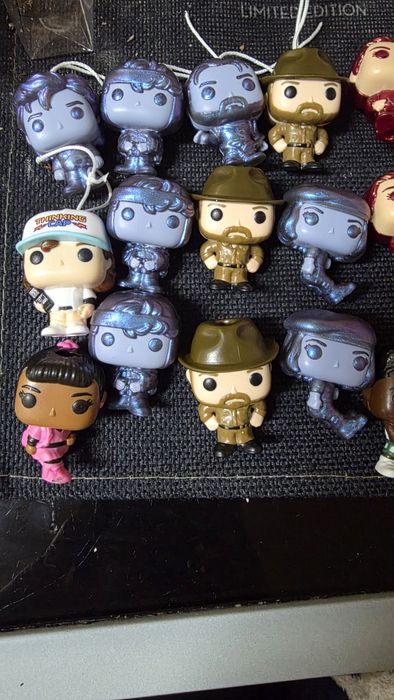 Bonecos strange things