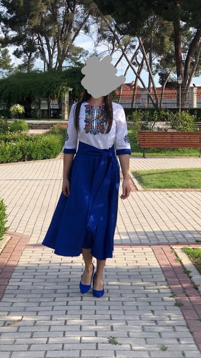 Вишита сукня подовжена