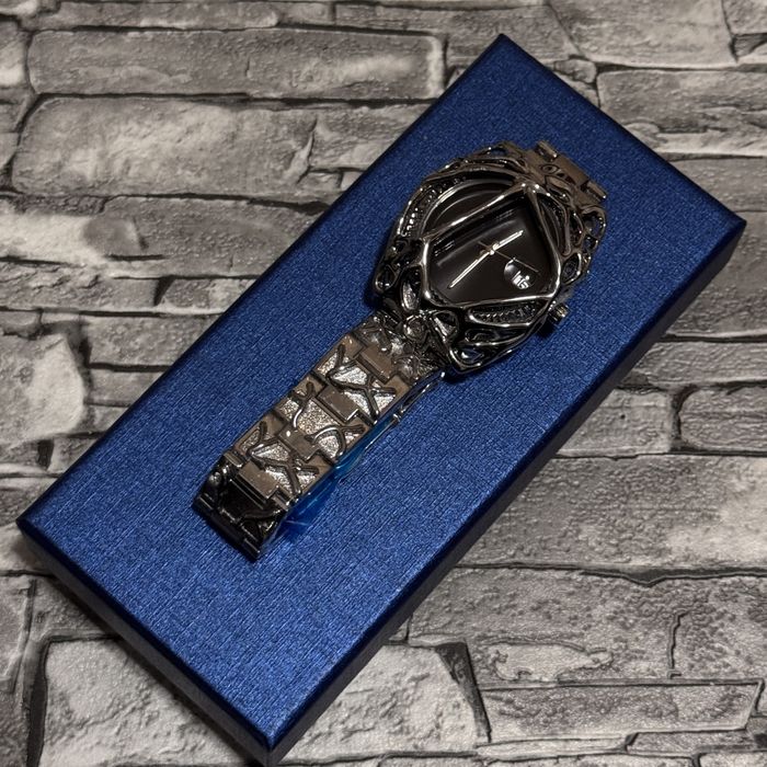Годинник Alabaster РОЗПРОДАЖ