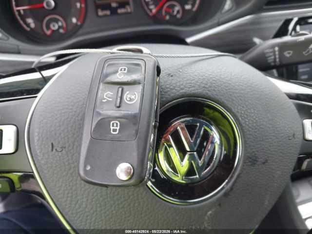 2021 Volkswagen Passat R-Line