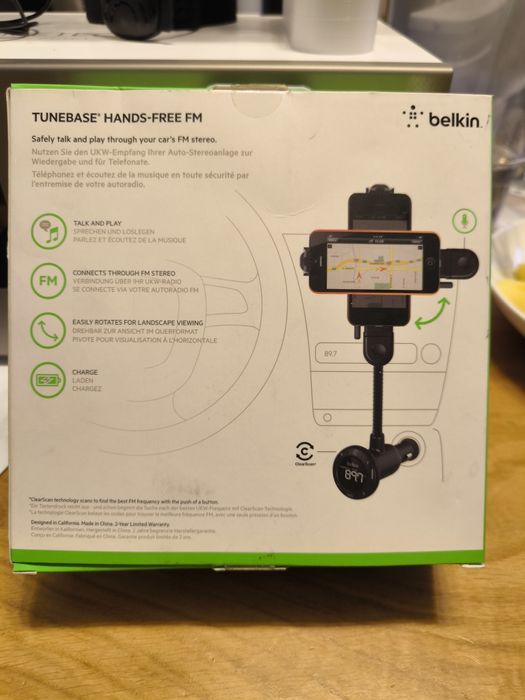 Zestaw głośnomówiący i transmiter FM Belkin iPhone Hands Free FM