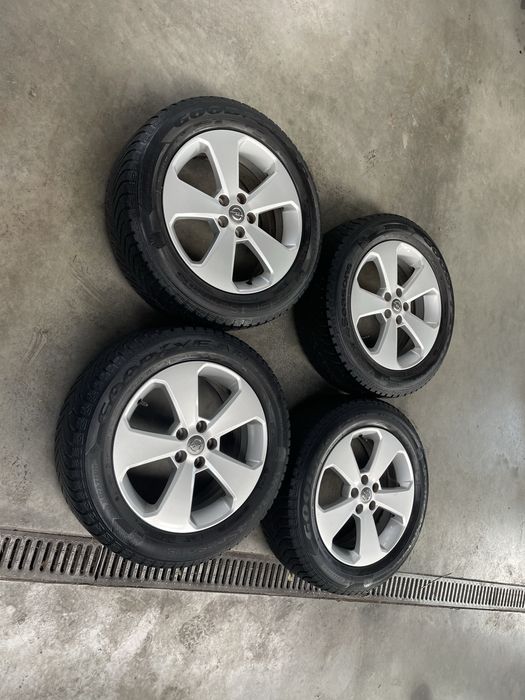 Kola felgi opel mokka 17 cali 5x105 et38 7j opony 215/60/17 goodyear