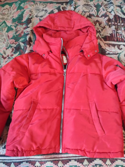 Продам куртки женские зимние р50. 52