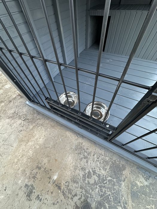 Виготовляємо вольєри для собак