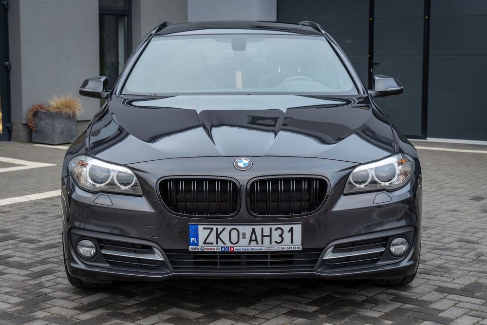 BMW Seria 5 BMW 5 F11 Lift Panorama