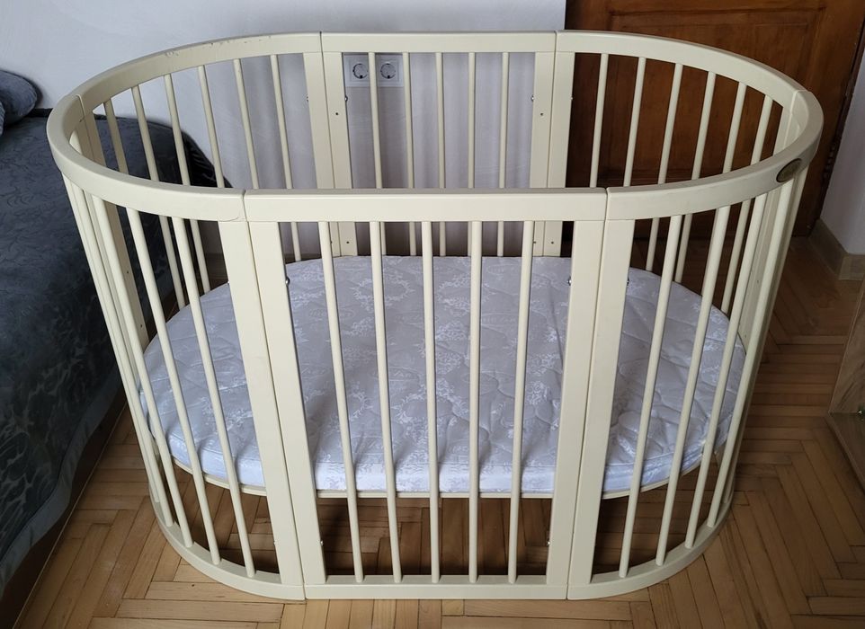 Овальне ліжечко-трансформер дитяче IngVart