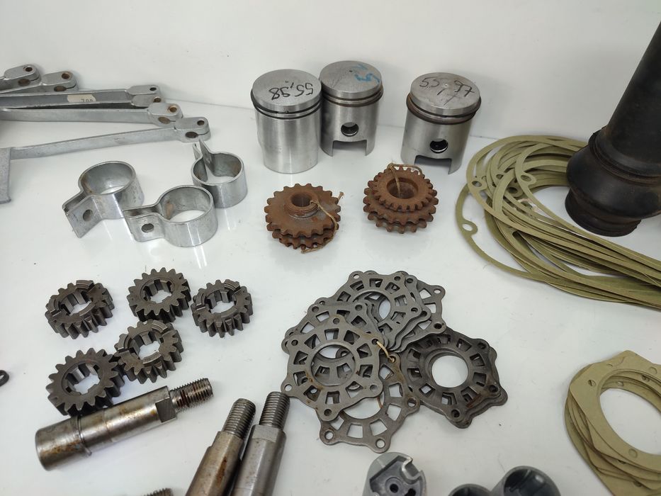 Fabrycznie nowe części DDR MZ ETZ 150 125