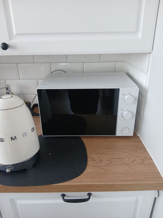 Nowa kuchenka mikrofalowa Ikea